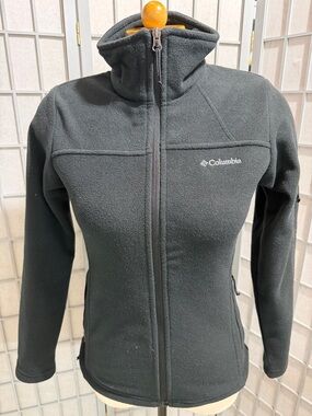 Columbia Black Full-Zip Women's Fleece Jacket, Size XS